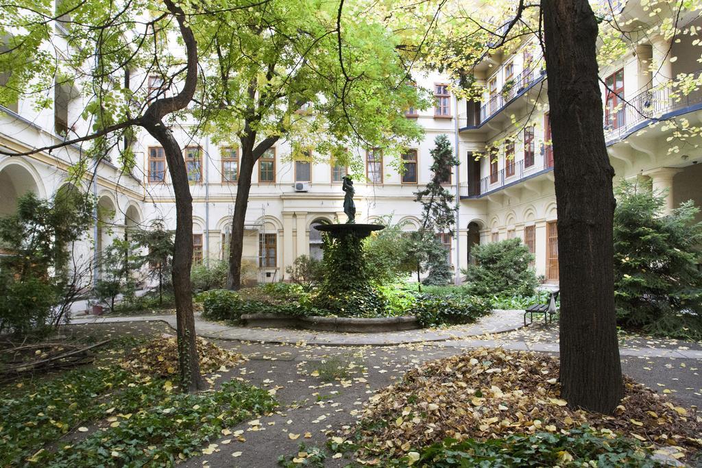 Charlotte Apartment Close To Opera Budapest Exterior photo