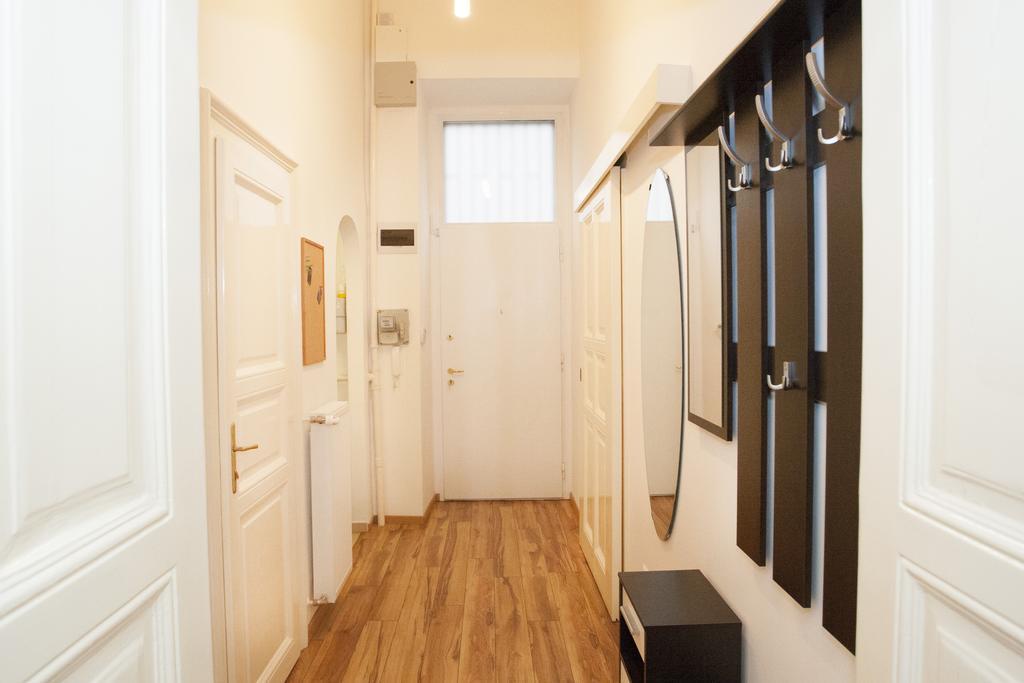 Charlotte Apartment Close To Opera Budapest Exterior photo